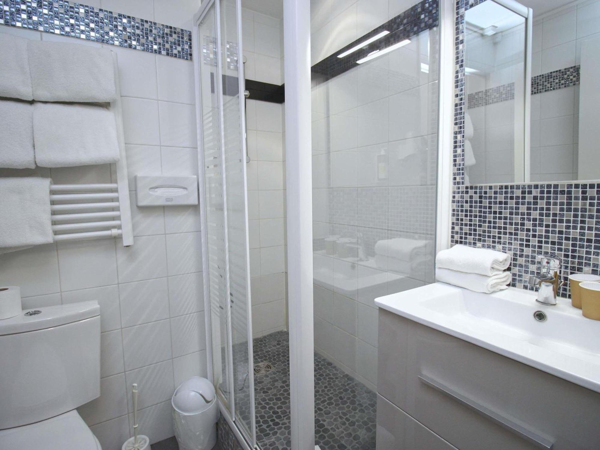 Greet Hotel Dijon Sud Longvic Zewnętrze zdjęcie